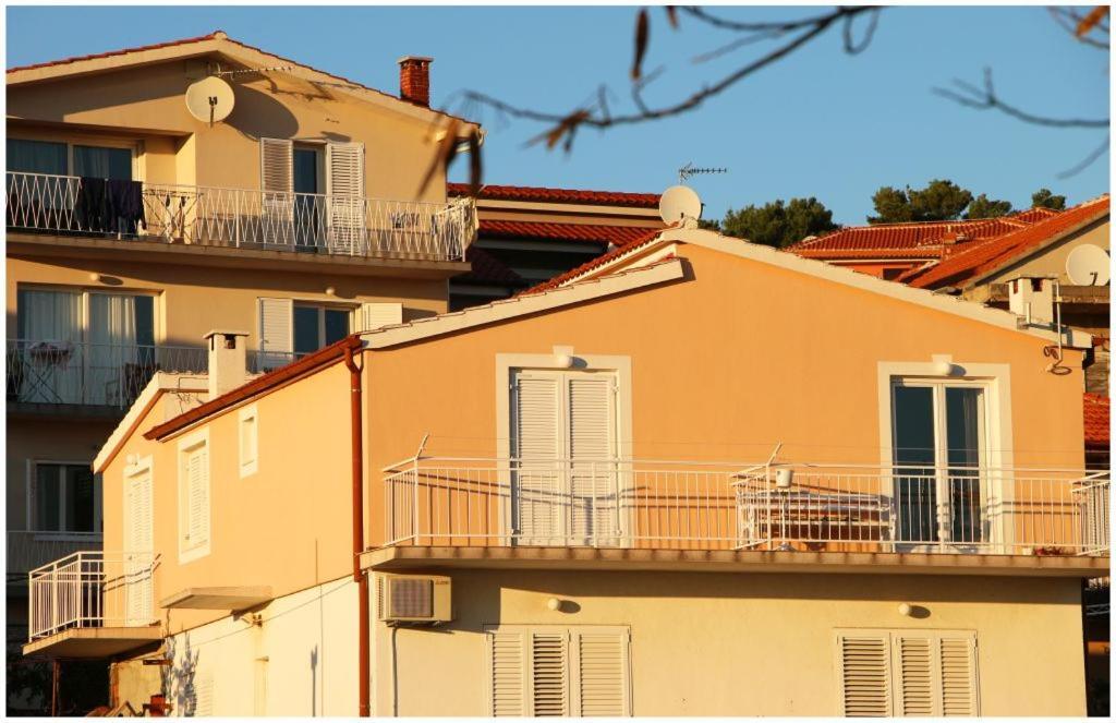Ferienwohnung Mikelin Primošten Exterior foto